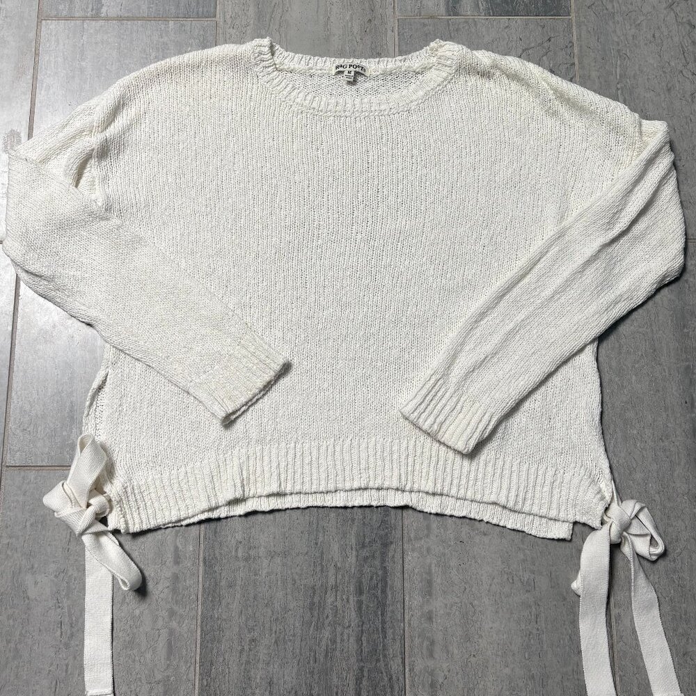 Lightweight Scoop Neck Tie-Hem Sweater in White